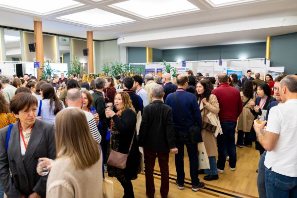 EXPOSITION - Photo 32